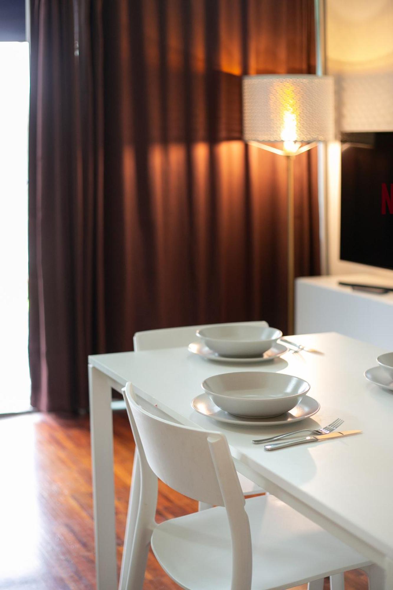 דירות מילאנו White And Brown Exclusive Loft With Terrace - Free Parking - M2 Station מראה חיצוני תמונה